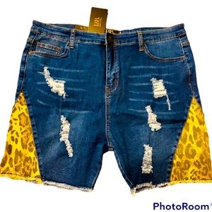 🐆NWT L&B ANIMAL PRINT EXTRA CUTE AND STRETCHY DENIM FRAYED HEM SHORT! 14
